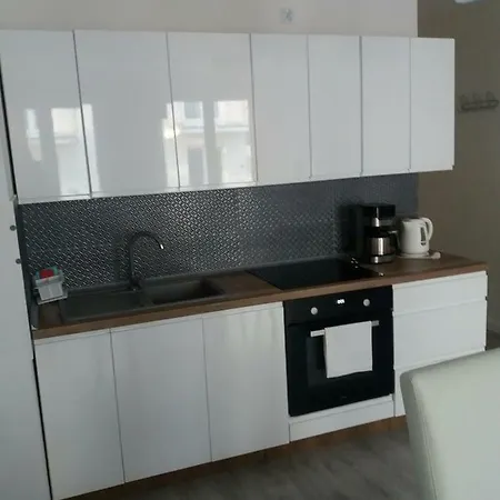 Thomas Apartment